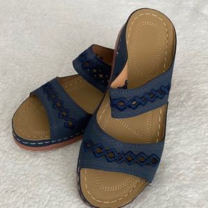 NWOT YASIRUN Blue diamond embroidered wedge sandals